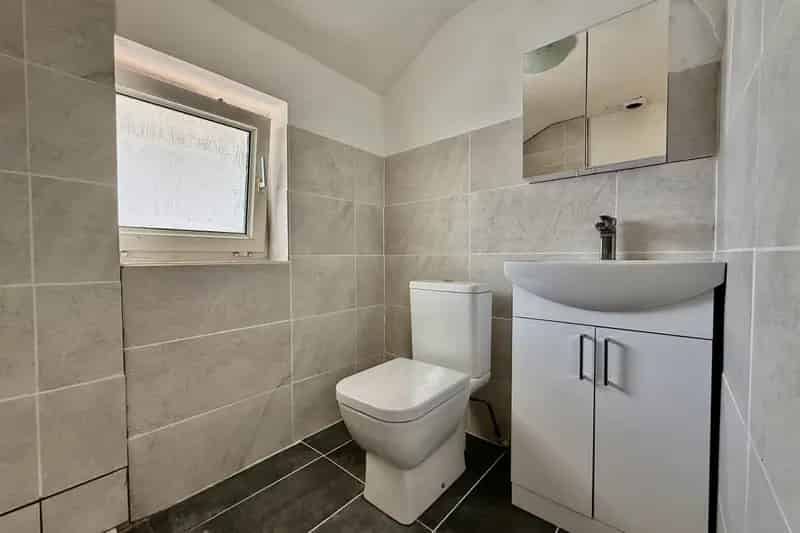 3 Bed Terraced House Partial Refurbishment Pets Considered