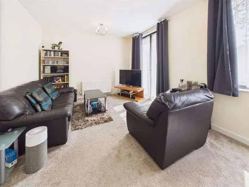 1 Bed Flat for Sale 75% Shared Ownership Whyteleafe