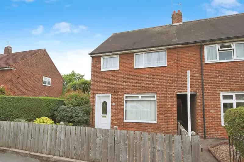 3 Bedroom End Terrace House For Sale