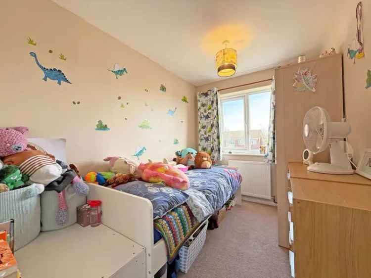 3 Bed Semi-Detached House for Sale in Fleckney