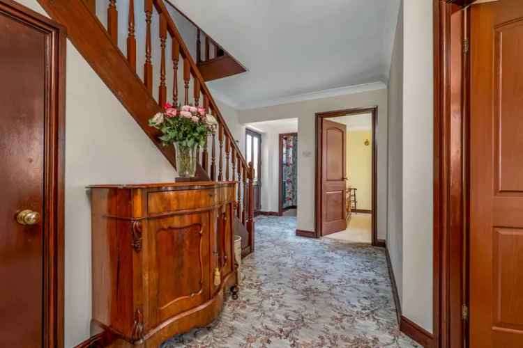 Spacious 4-Bedroom Detached House Yeaveley Ashbourne