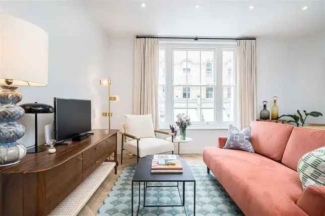 One Bedroom Flat for Rent in London W1T Charlotte Street