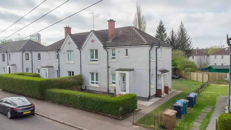 3 Bedroom Flat for Sale West Scotland