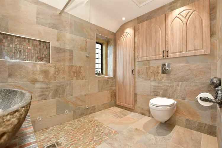 2 Bedroom Castle Apartment For Sale