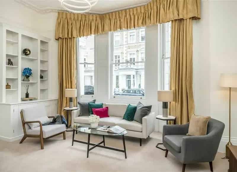 2-Bedroom Property in South Kensington's Onslow Gardens