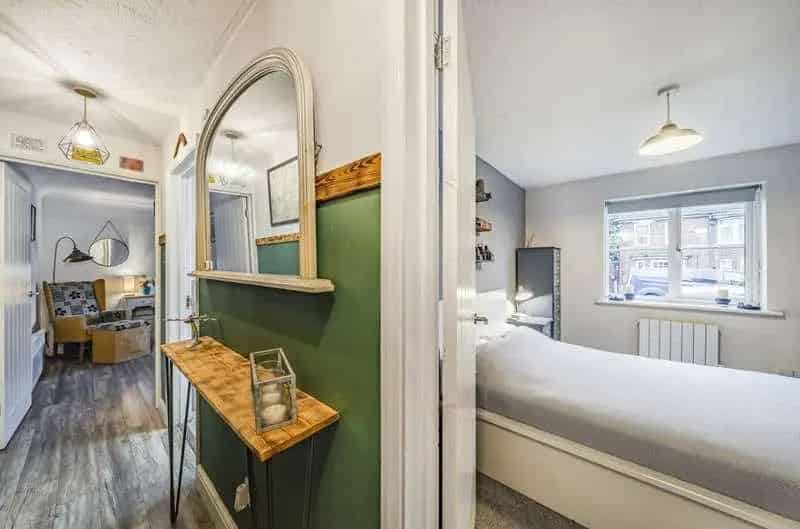 1 Bed Flat for Sale High Wycombe Gated Development Allocated Parking