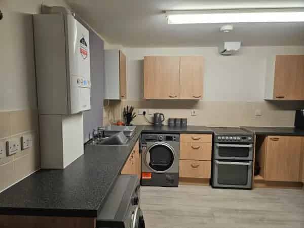 2 Bed House Swaffham - Large Bedroom, Garage, Close to Amenities