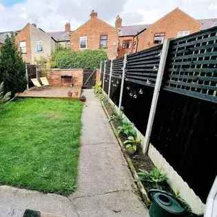 3 Bedroom House 274m² Manchester Chorlton Family Friendly