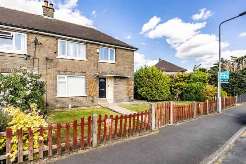 3 Bedroom Semi Detached House for Sale in Allerton