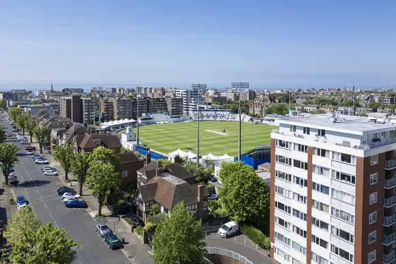 2 Bedroom Penthouse Apartment Hove Near Station and Seafront