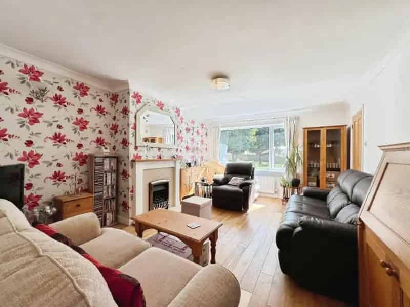 2 Bed Semi-Detached Bungalow for Sale Lyminge