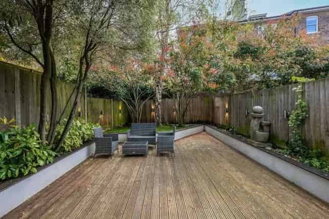 Four Bedroom Townhouse Belsize Park London NW3