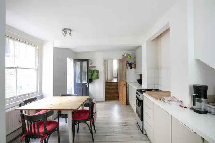 5 Bedroom Victorian House to Rent Camberwell