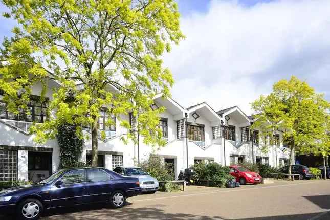 Terraced house to rent in Price Close, Tooting Bec, London SW17