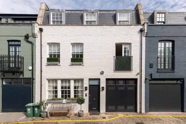 Luxury Mews House South Kensington - 4 Beds 3 Baths Cinema Room