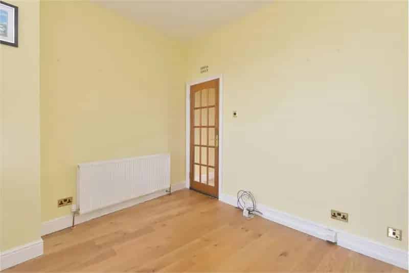 1 Bed Flat Musselburgh - Open Plan Living Shower Room Parking