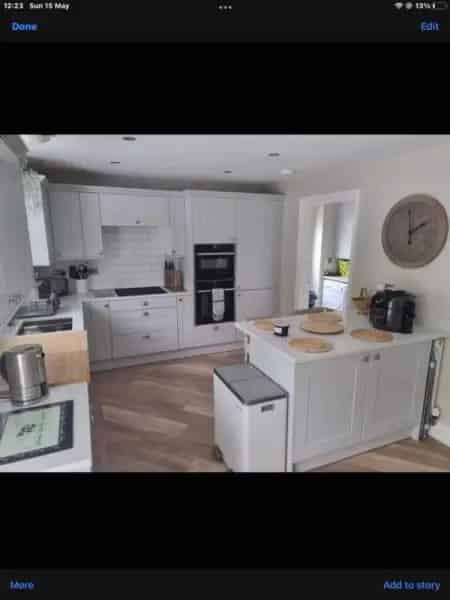 Immaculate Home New Kitchen Landscaped Garden