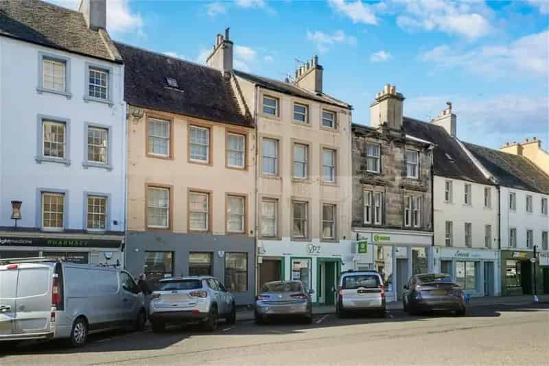 1 Bed Flat Haddington Top Floor Modern Flat