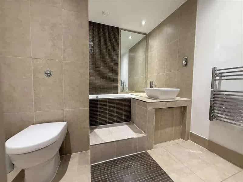 2 Bed Flat for Sale Green Quarter