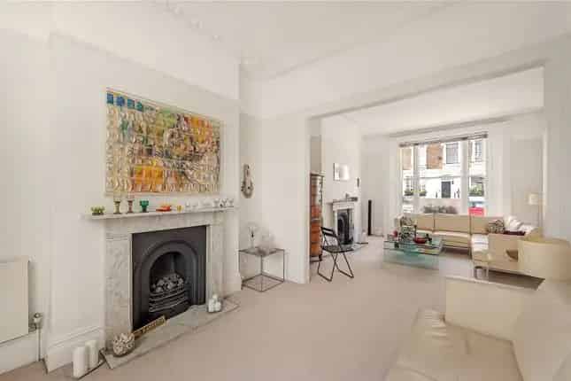 Terraced House for Sale in Primrose Hill London NW1