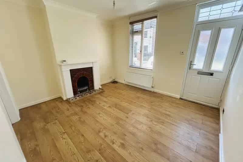 Modern Two-Double Bedroom Period Home in Stony Stratford