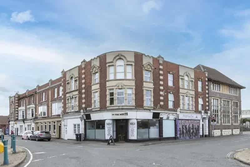 1 bedroom flat for sale