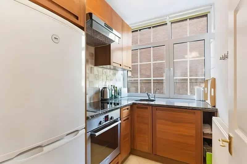 One Bedroom Flat near Exmouth Market Farringdon Chain Free