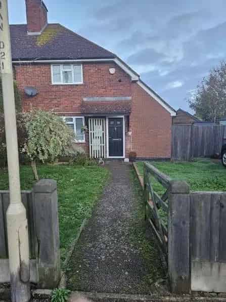 3 Bedroom Semi-Detached House with Large Garden and Outbuildings
