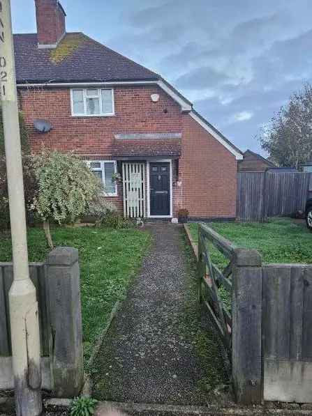 House For Rent in Canterbury, England