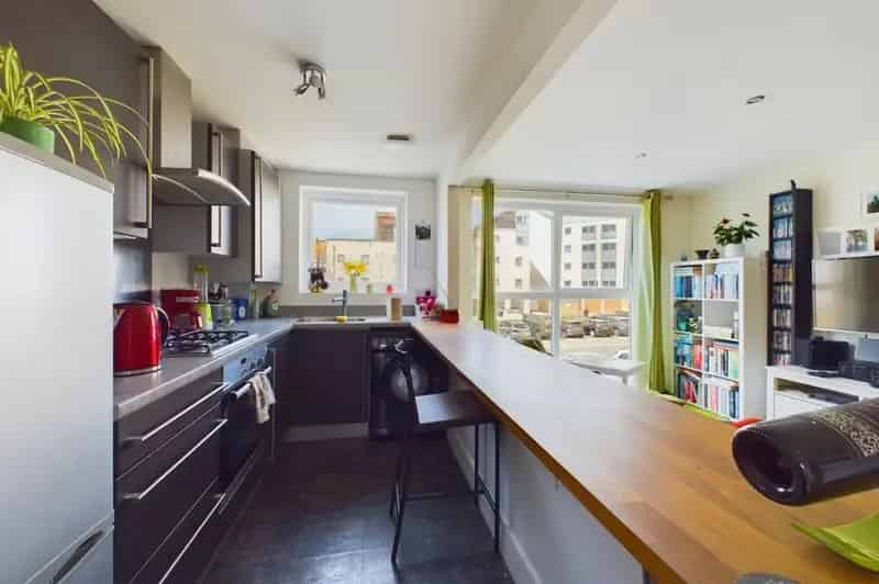 2 bedroom  Flat for sale, Portishead, Bristol, BS20