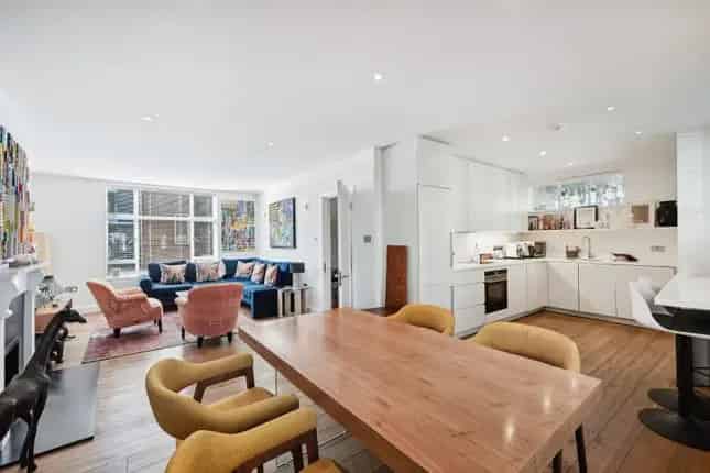 34 Bedroom House for Sale in Chelsea London