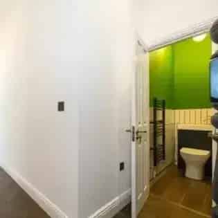 Luxury 6-Room Flat Manchester Near City Centre