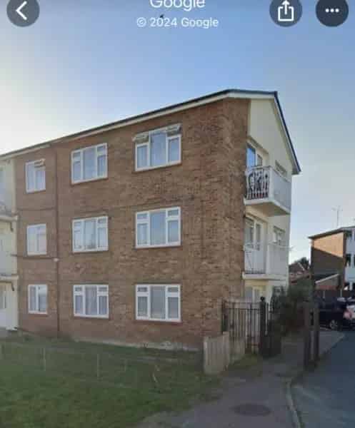 Flat For Rent , Gravesham, England