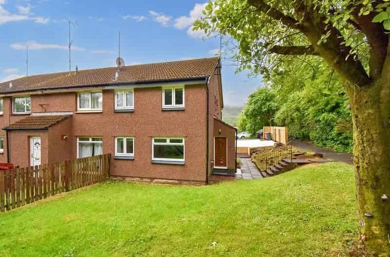 1 Bedroom House for Sale in Lennoxtown