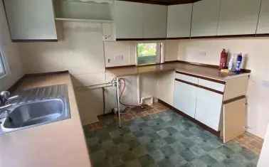 Bungalow For Sale in Blackbrook Park Avenue, Taunton, England