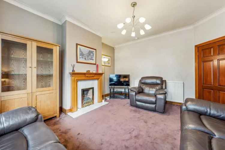 4 bedroom semi-detached bungalow for sale