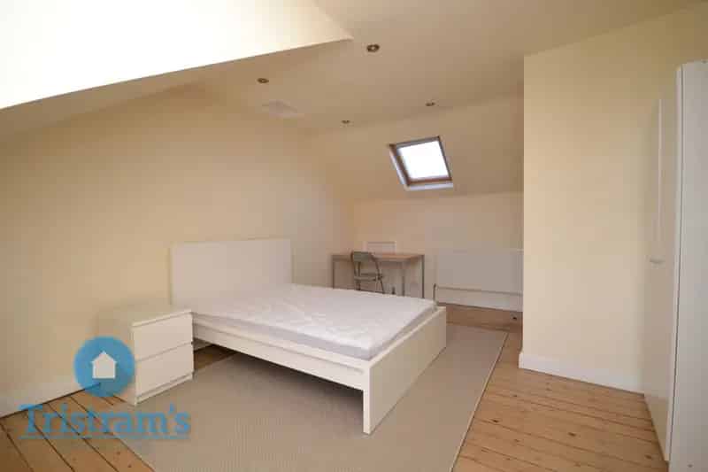 4 Bedroom Semi-Detached Student House