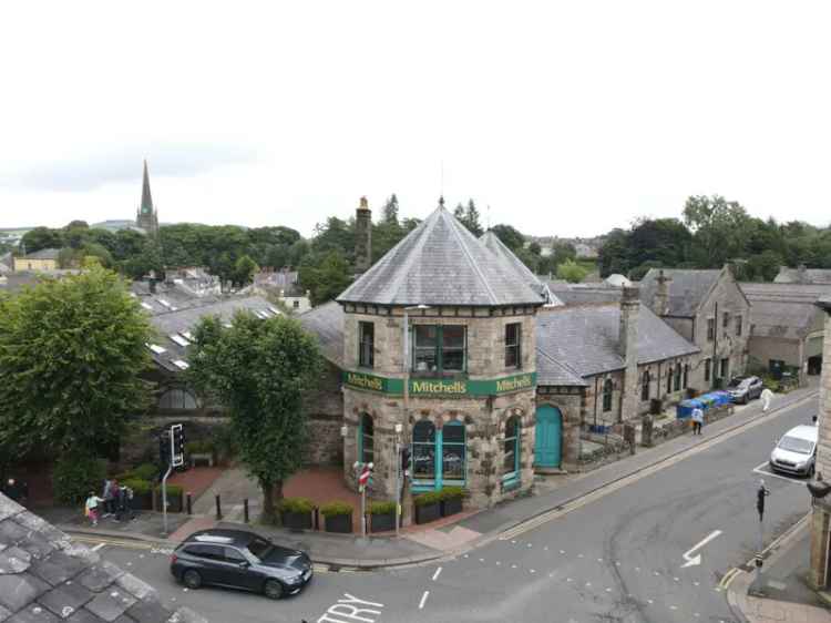 Town Centre Redevelopment Opportunity 2830m2