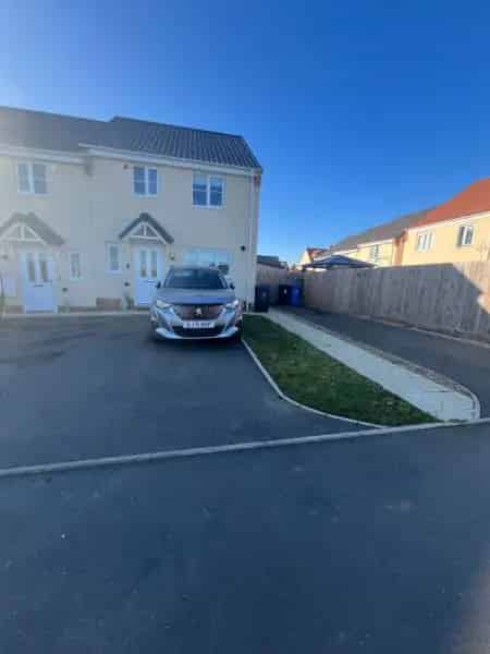 2 Bedroom House Hadleigh Suffolk Near Schools and Amenities