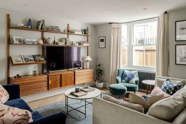 4-Bedroom Victorian House Lower Clapton Extended Kitchen West Facing Garden