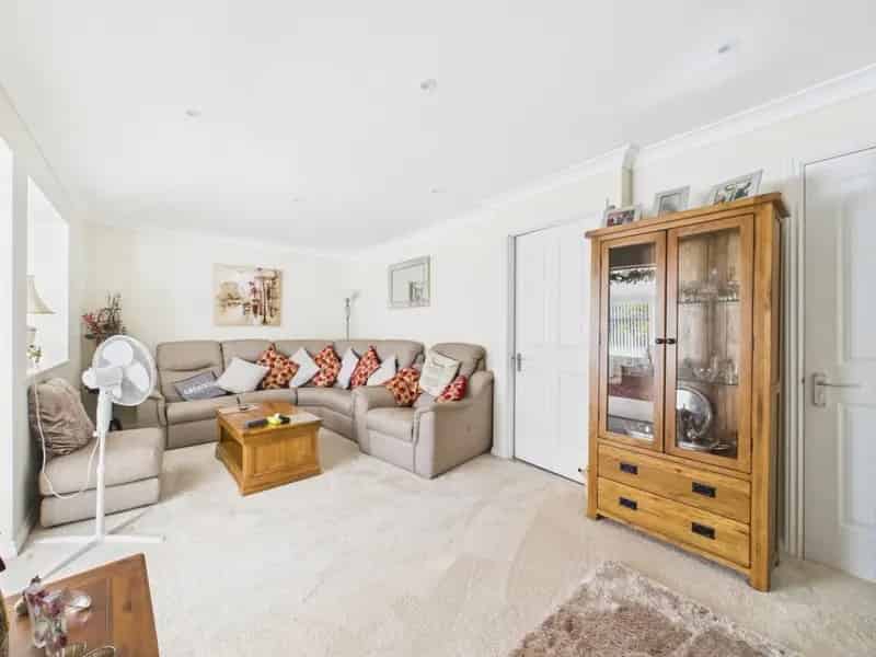 2 bedroom Bungalow
 For Sale