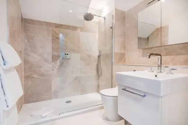Duplex for Sale Lincolns Inn Fields London WC2A