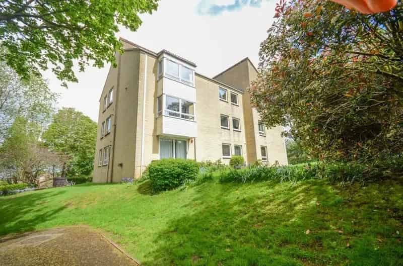 2 Bedroom Apartment for Sale in Downend