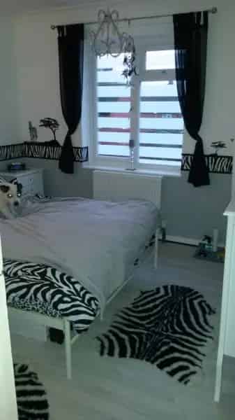3 Bedroom Semi-Detached House Near Amenities