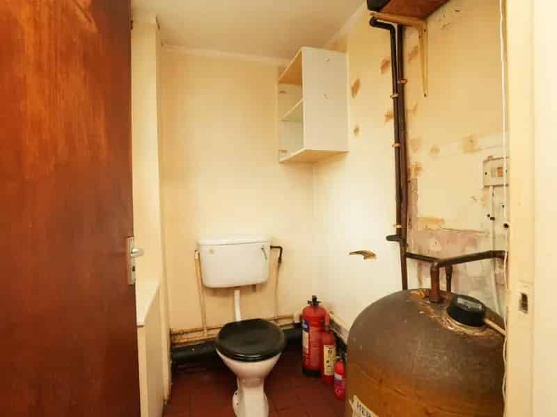 1 Bedroom Flat Shop Ground Floor Auction North Yorkshire