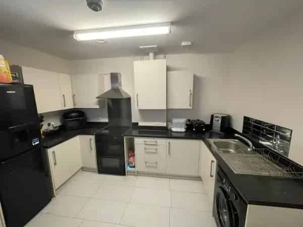 2 Bed New Build Flat Near Westfield Stratford