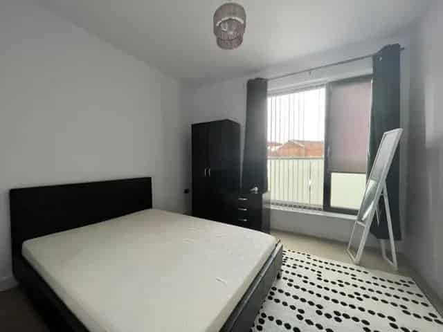 Furnished One Bedroom Apartment Jewellery Quarter Birmingham Available Now