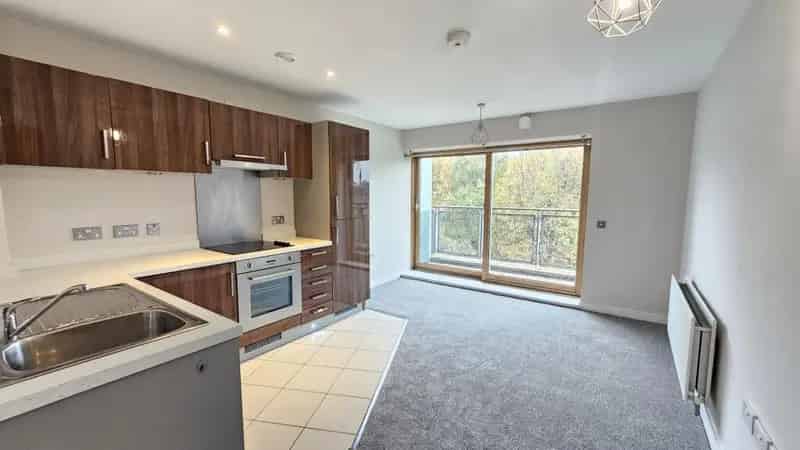 2 bedroom apartment