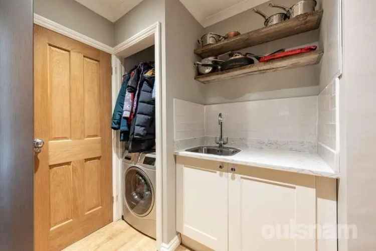 4 Bed House for Sale in Northfield