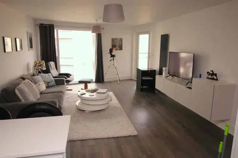 2 Bedroom Apartment Bournemouth Sea Views